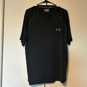 Under Armour Men’s Black XL T-shirt